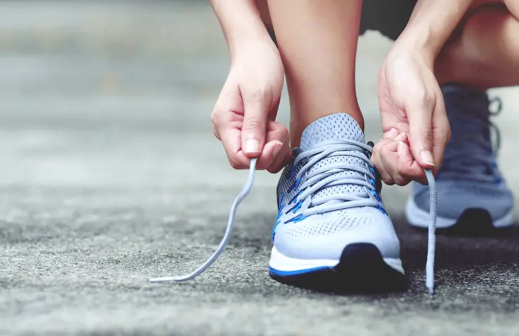 Running and sport shoes to protect your foot