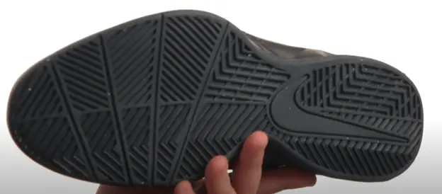 outsole of nike basketball shoes for flat feet