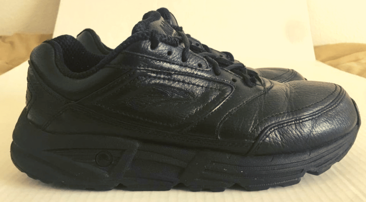 Brooks Addiction Walker – Comfortable Walking Shoes for Weak Ankles